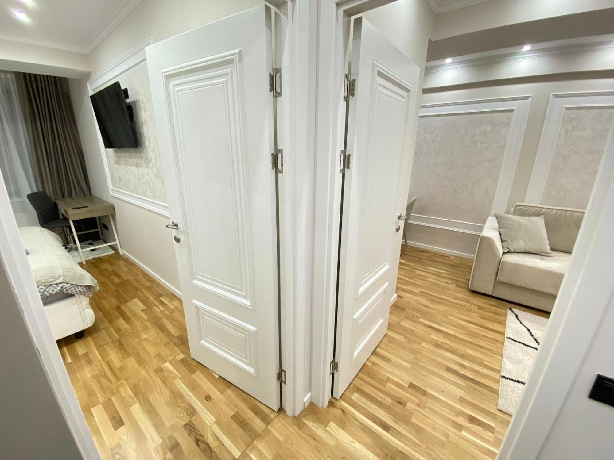 Rentnow Large And Cozy Apartment In The Center, Parking Chişinău Eksteriør billede