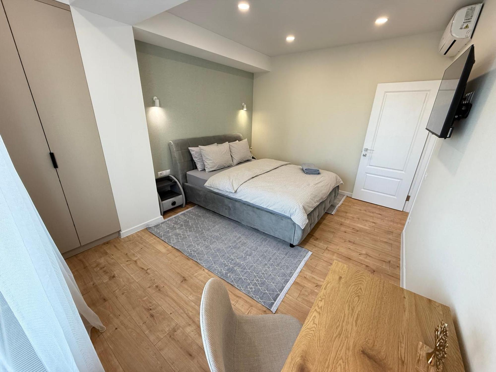 Rentnow Large And Cozy Apartment In The Center, Parking Chişinău Eksteriør billede