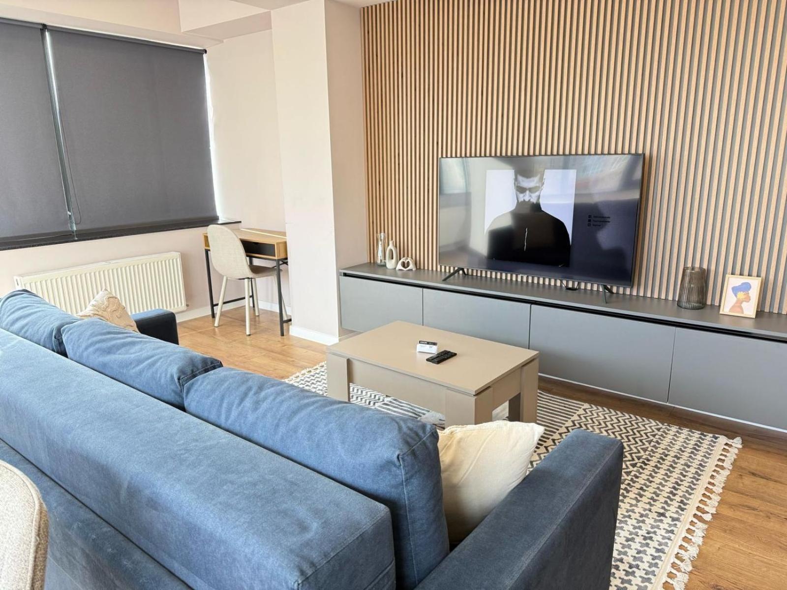 Rentnow Large And Cozy Apartment In The Center, Parking Chişinău Eksteriør billede