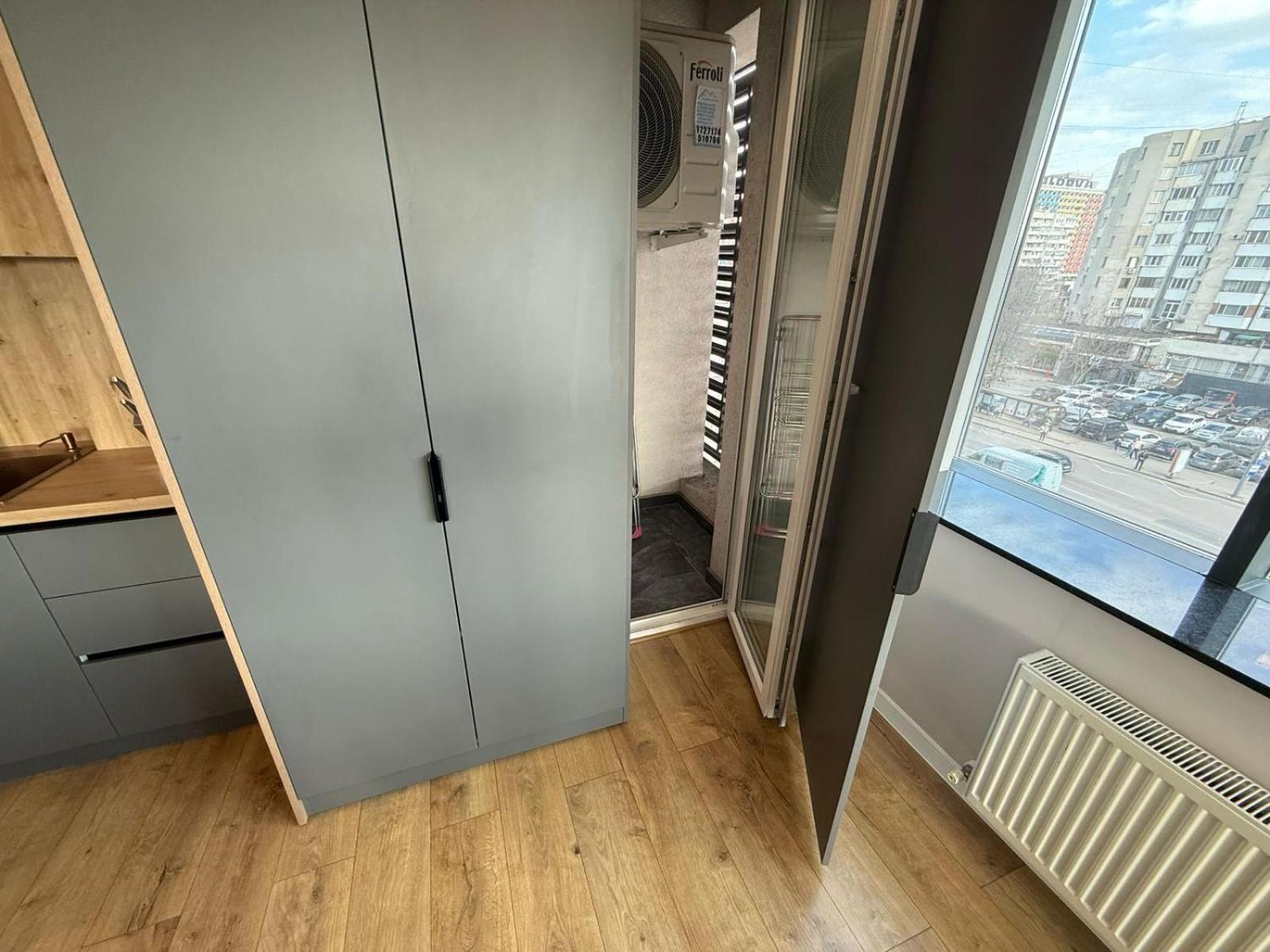 Rentnow Large And Cozy Apartment In The Center, Parking Chişinău Eksteriør billede